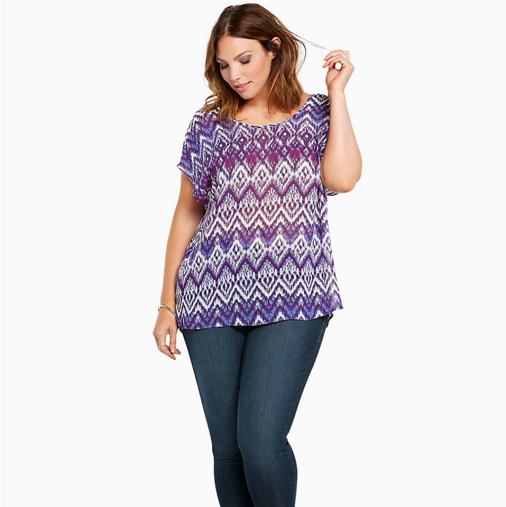 NWT TORRID Purple Geometric Zig Zag Chevron Top  Size 1X